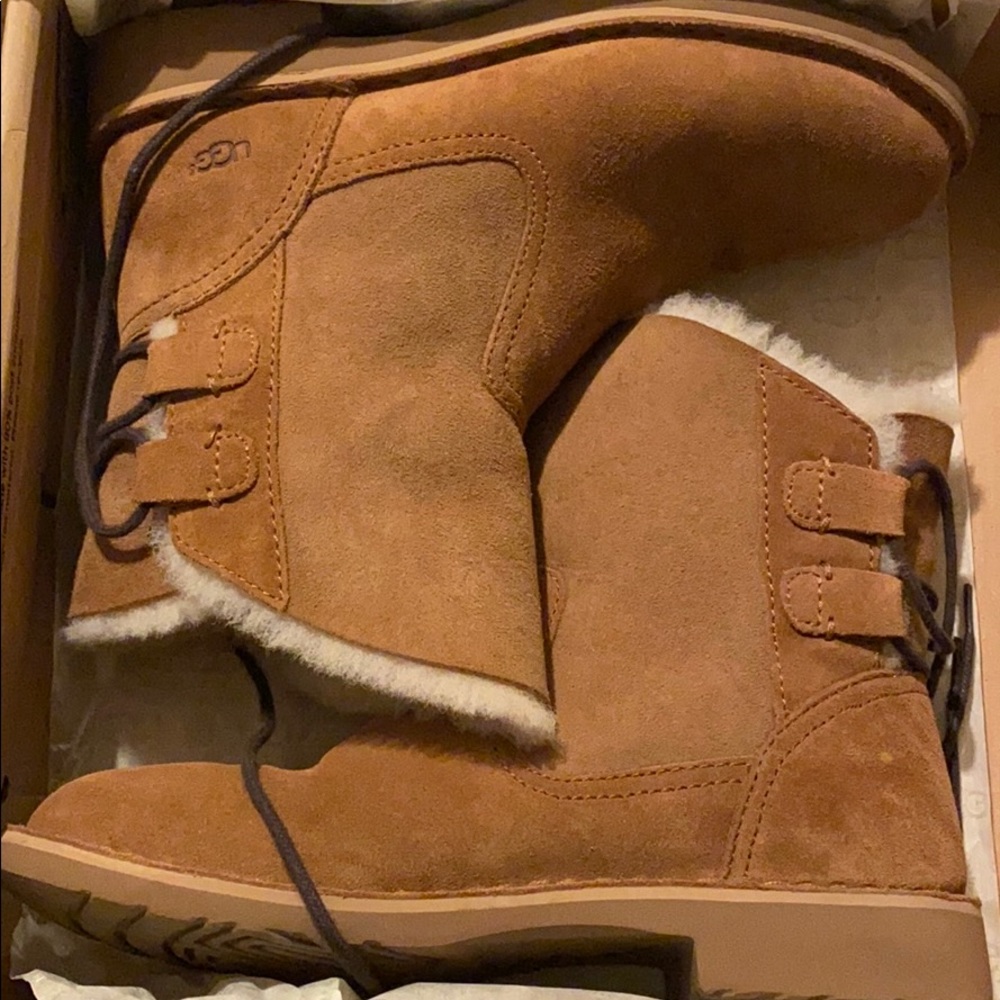 UGG Naiyah